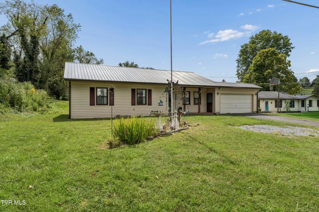Photo of 2777 Scratch Gravel Rd, Marion, VA 24354 (MLS # 111903)