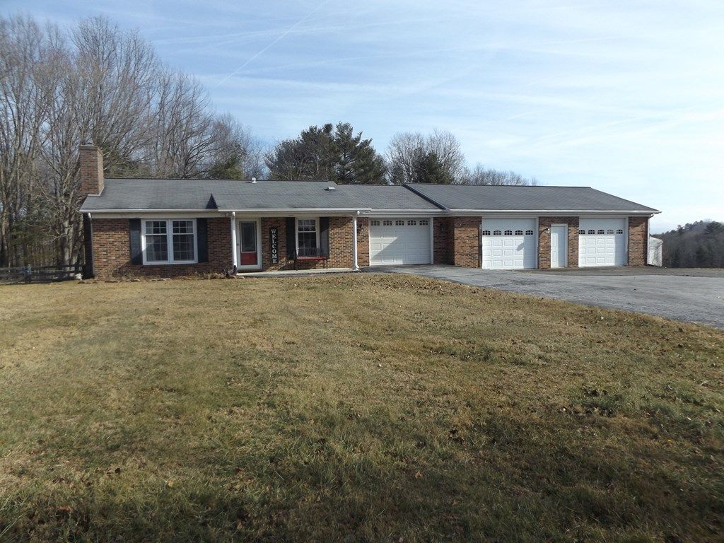Photo of 3628 Sylvatus Hwy, Hillsville, VA 24343 (MLS # 104487)
