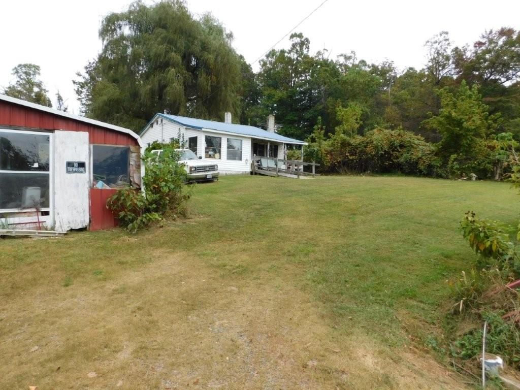 Photo of 297 Parkside Drive, Fancy Gap, VA 24326 (MLS # 103537)