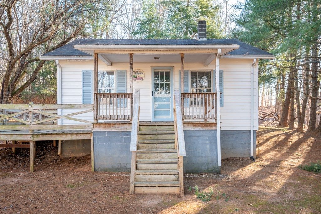 Photo of 174 Developmental Rd, Stuart, VA 24171 (MLS # 104437)