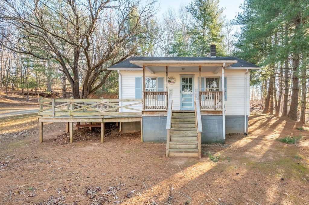 Photo of 174 Developmental Rd, Stuart, VA 24171 (MLS # 104437)