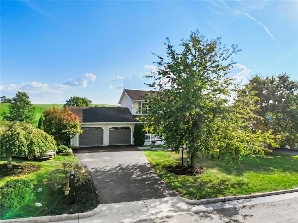Photo of 860 George Edward Viaduct, Christiansburg, VA 24073 (MLS # 111762)