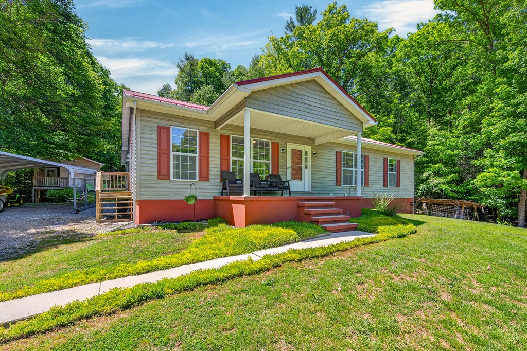 6211 Stoney Fork Road
