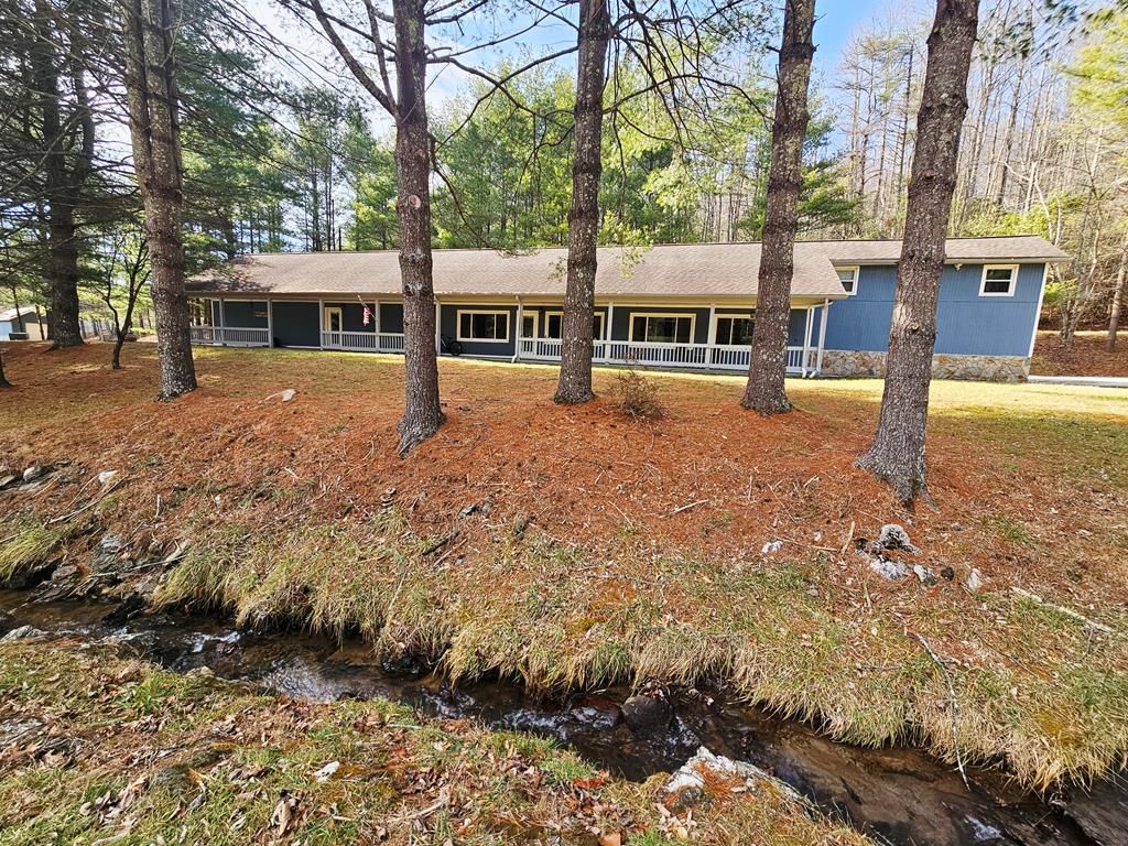 Photo of 287 Hidden Wood Trl, Fancy Gap, VA 24328 (MLS # 105893)