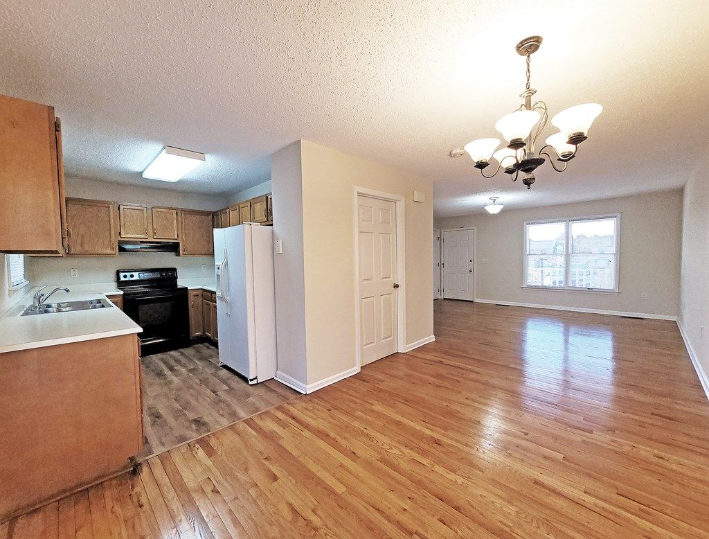 Photo of 807 N Edgemont Street, Abingdon, VA 24210 (MLS # 109435)