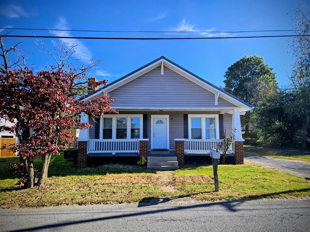 Photo of 345 Montpelier Avenue, Bristol, VA 24201 (MLS # 103845)