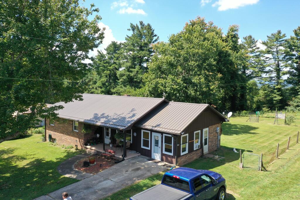 Photo of 6627 Glade Valley Rd, Ennice, NC 28623 (MLS # 111787)