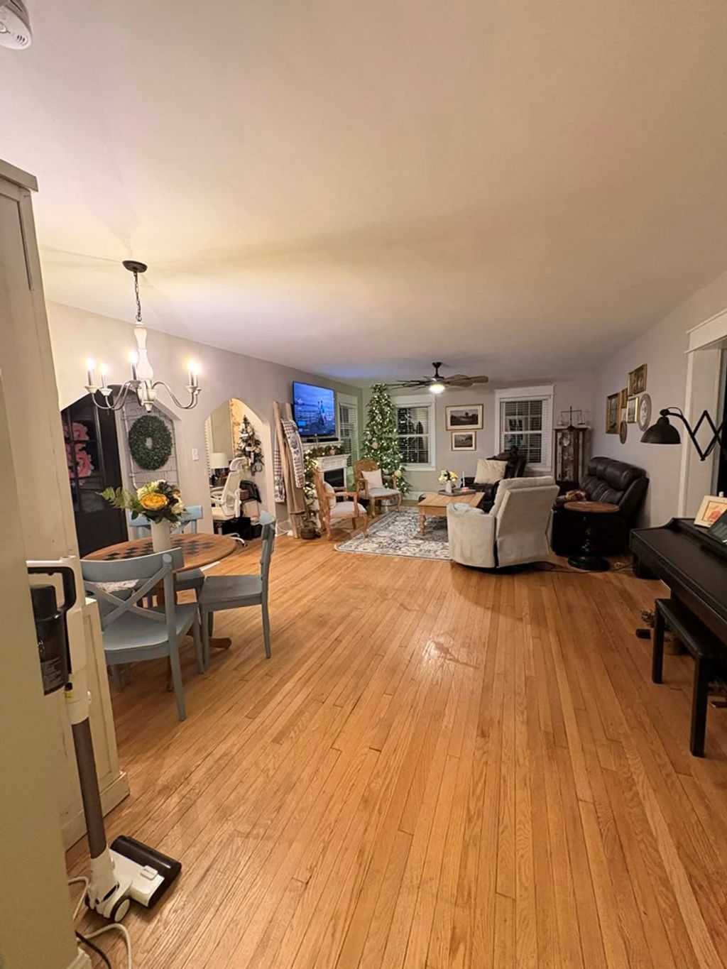 Photo of 678 W Main Street, Lebanon, VA 24266 (MLS # 104715)