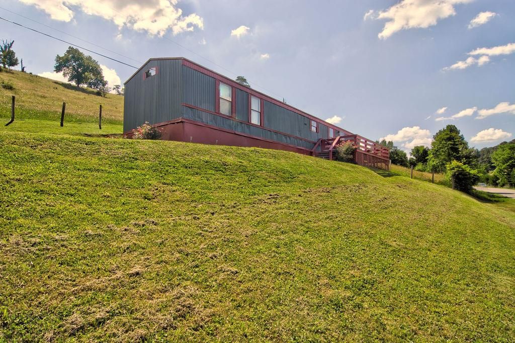 Photo of 4444 Morning Star Circle, Lebanon, VA 24266 (MLS # 109182)