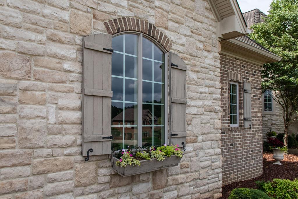 Abingdon, Virginia 24211, United States, 4 Bedrooms Bedrooms, ,5 BathroomsBathrooms,Residential,Active,165557