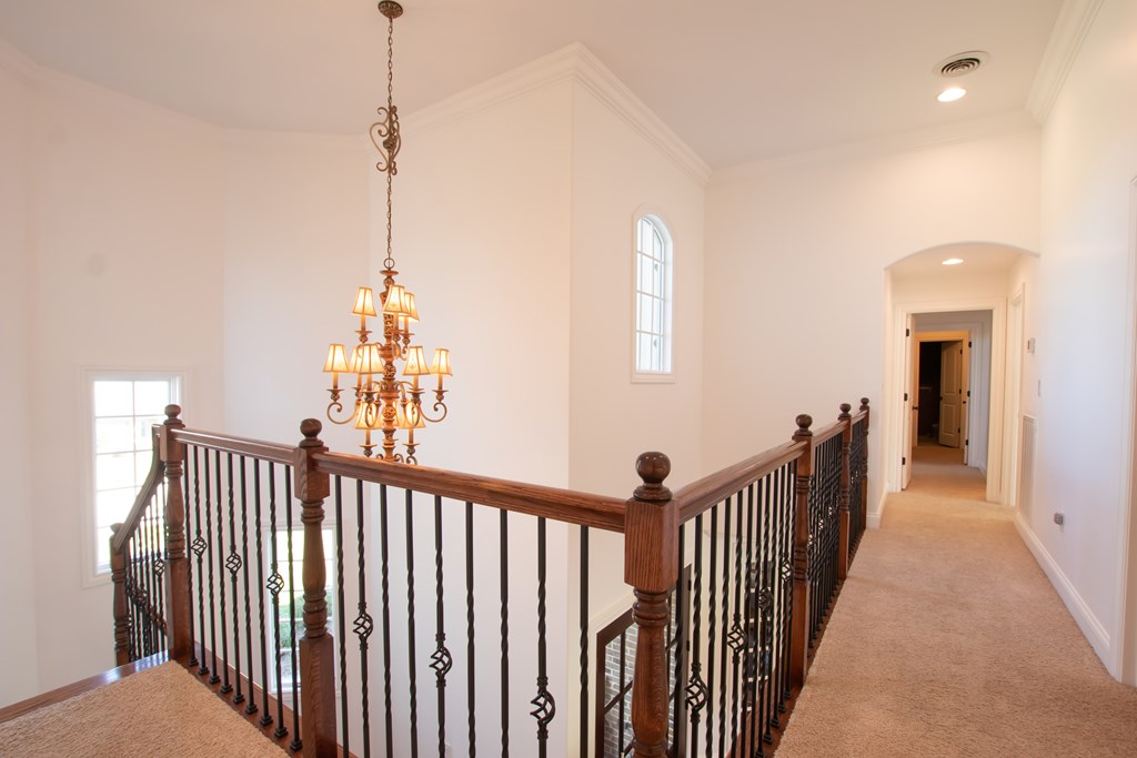 Abingdon, Virginia 24211, United States, 4 Bedrooms Bedrooms, ,5 BathroomsBathrooms,Residential,Active,165557