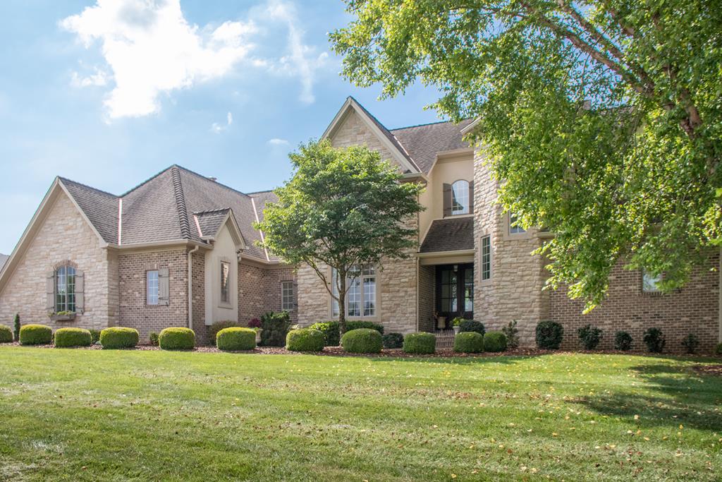 Abingdon, Virginia 24211, United States, 4 Bedrooms Bedrooms, ,5 BathroomsBathrooms,Residential,Active,165557