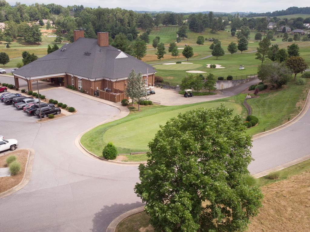 Abingdon, Virginia 24211, United States, 4 Bedrooms Bedrooms, ,5 BathroomsBathrooms,Residential,Active,165557