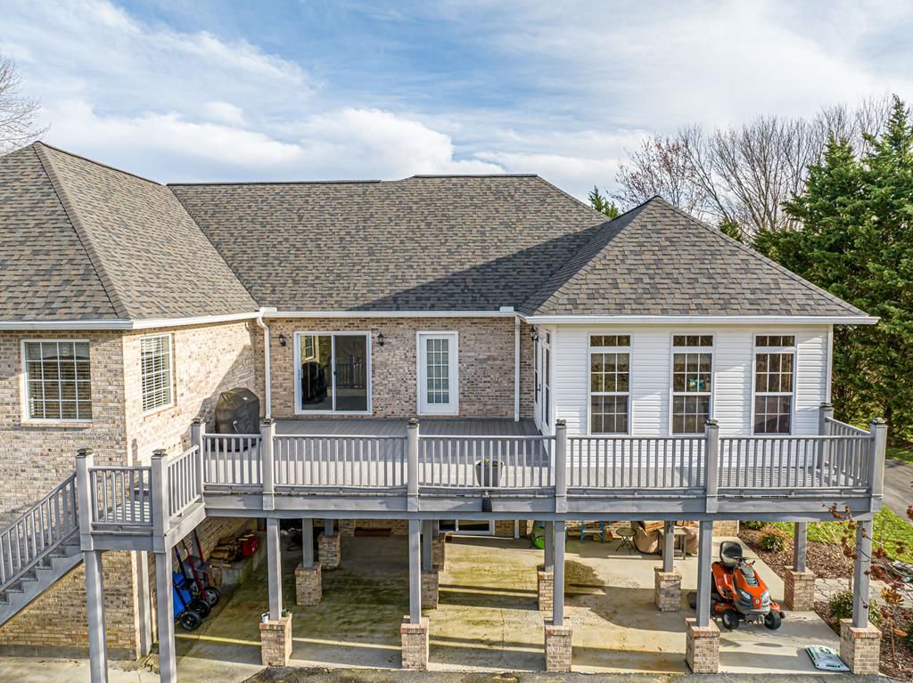 Photo of 625 Locust St NW, Abingdon, VA 24210 (MLS # 105740)