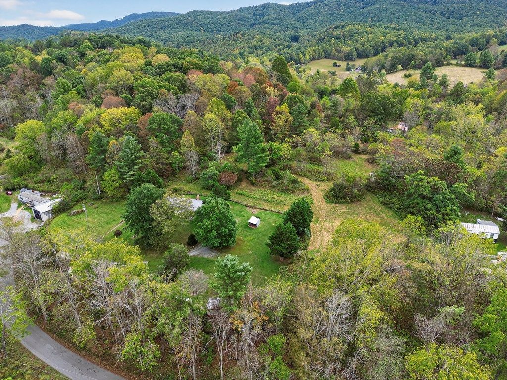 Photo of 36016 Widener Valley Rd, Glade Spring, VA 24340 (MLS # 103675)