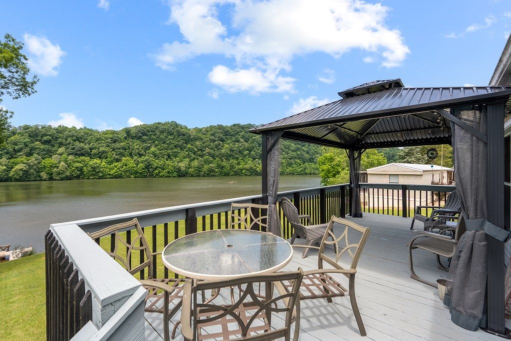 Photo of 4276 Paradise Road, Hiwassee, VA 24347 (MLS # 110234)