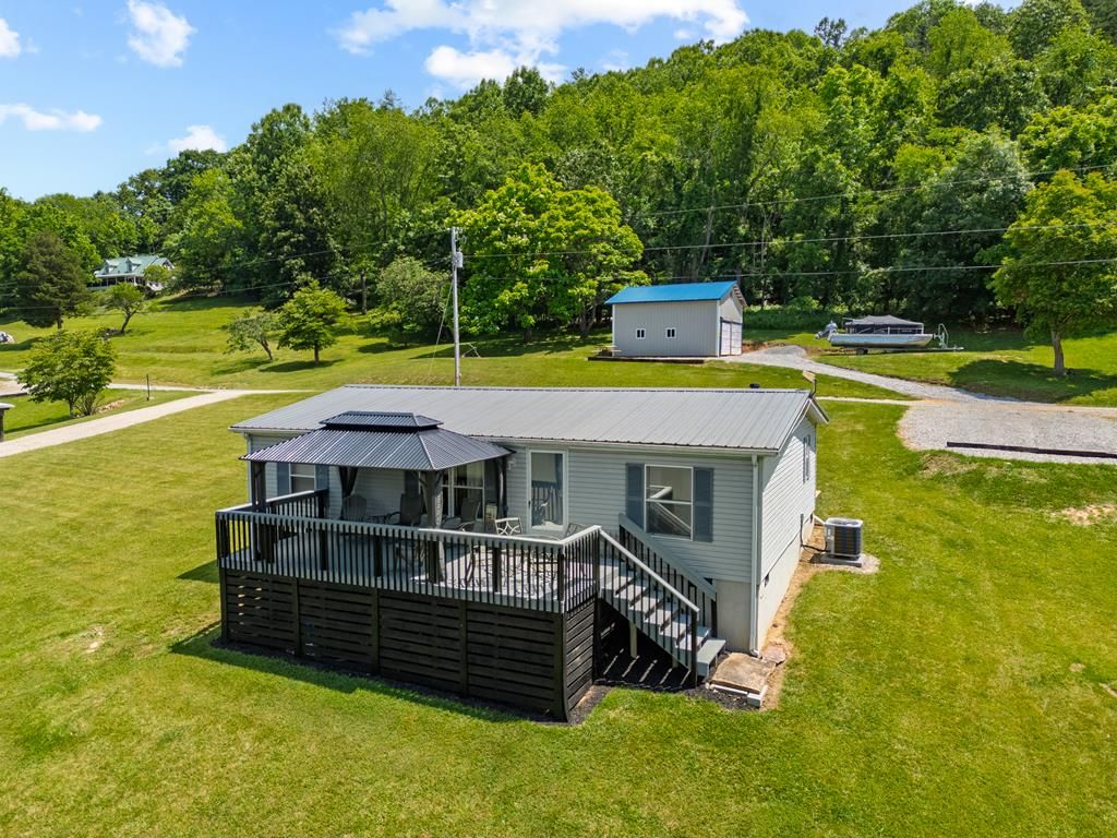 Photo of 4276 Paradise Road, Hiwassee, VA 24347 (MLS # 110234)