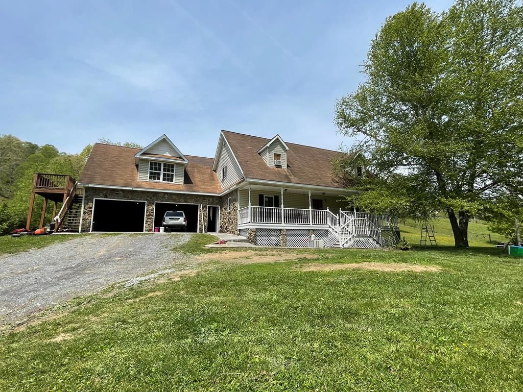 Photo of 2257 Upper Copper Creek Rd, Castlewood, VA 24224 (MLS # 109530)