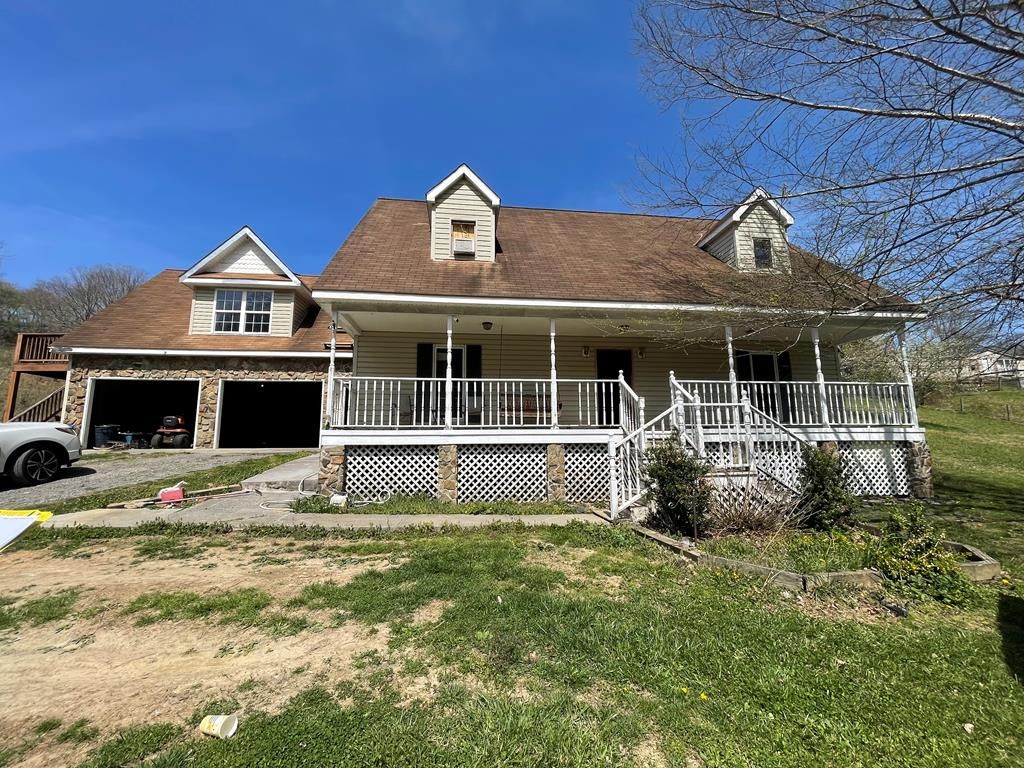 Photo of 2257 Upper Copper Creek Rd, Castlewood, VA 24224 (MLS # 109530)