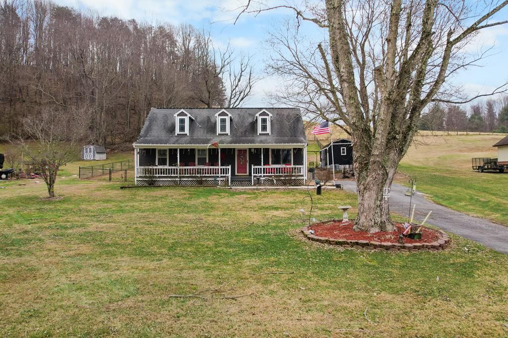 Photo of 787 Wet Springs Rd, Chilhowie, VA 24319 (MLS # 104465)