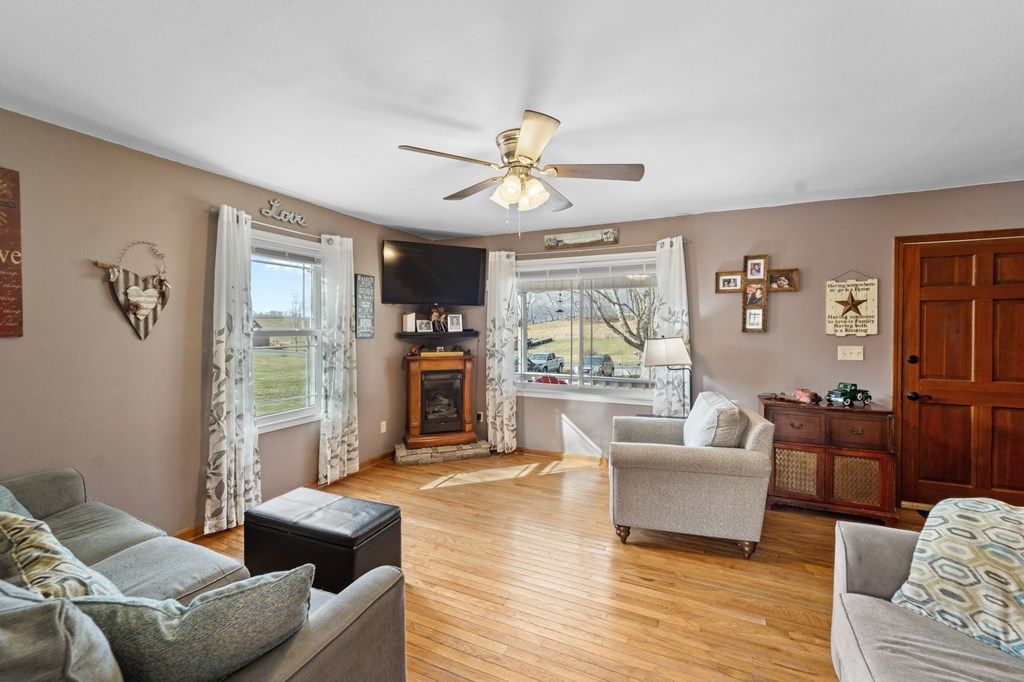 Photo of 787 Wet Springs Rd, Chilhowie, VA 24319 (MLS # 104465)