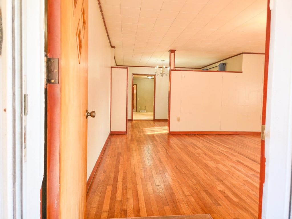 Photo of 1154 Fairview Street, Grundy, VA 24614 (MLS # 104145)