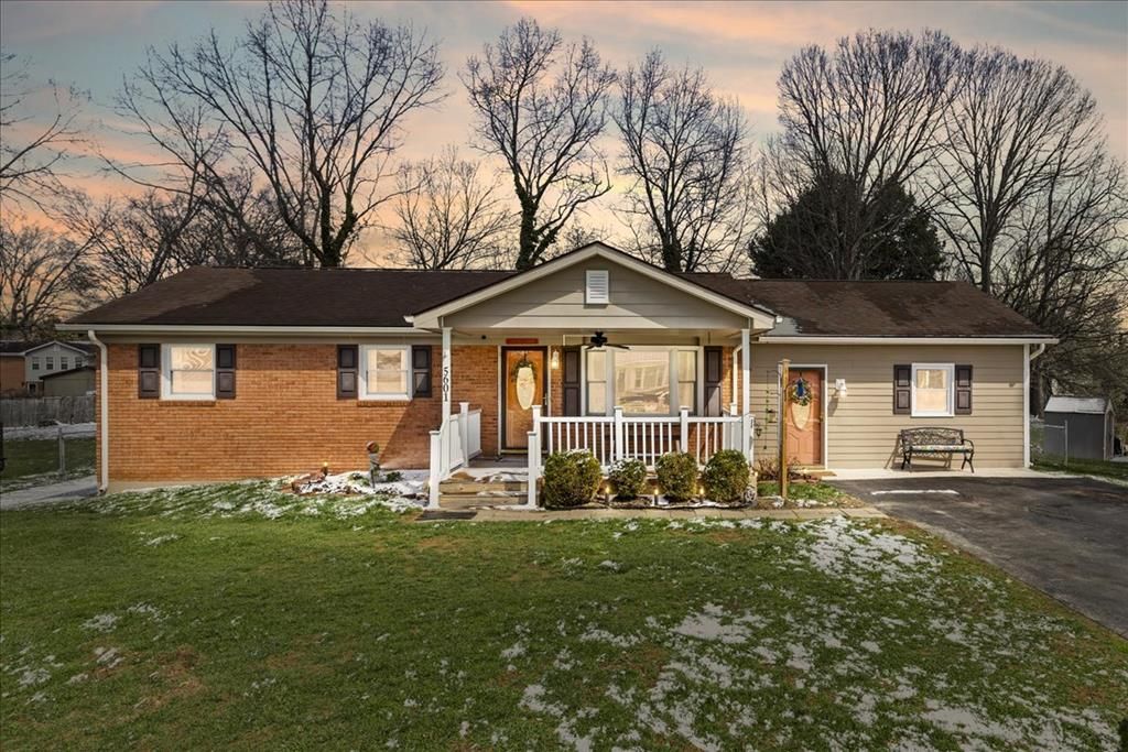 Photo of 5601 Blenna Ct, Dublin, VA 24084 (MLS # 109243)