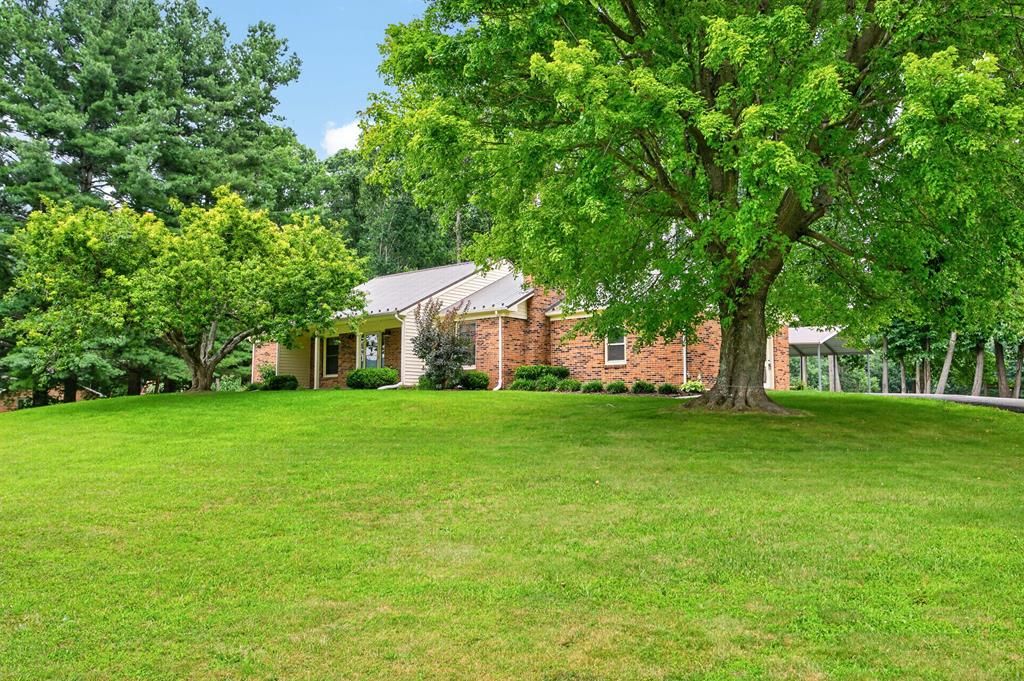 Photo of 1299 Kinder Valley Rd, Rural Retreat, VA 24368 (MLS # 111171)