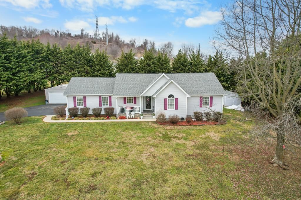 Photo of 14245 14245 Wallace Pike, Bristol, VA 24202 (MLS # 109174)