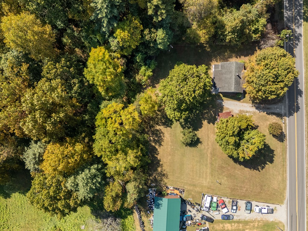 Hiwassee, Virginia 24347, United States, 2 Bedrooms Bedrooms, ,1 BathroomBathrooms,Residential,Active,214231