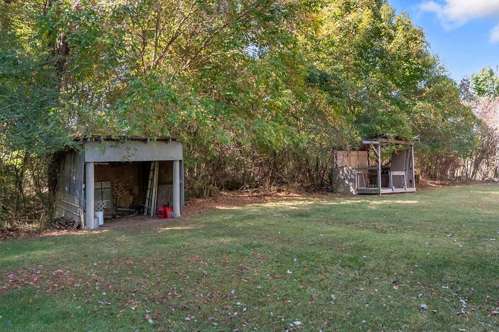 Hiwassee, Virginia 24347, United States, 2 Bedrooms Bedrooms, ,1 BathroomBathrooms,Residential,Active,214231