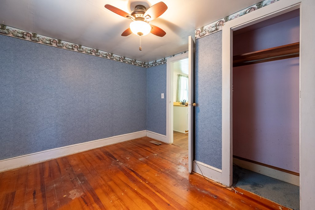 Hiwassee, Virginia 24347, United States, 2 Bedrooms Bedrooms, ,1 BathroomBathrooms,Residential,Active,214231