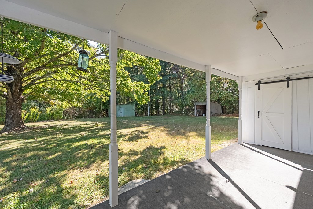 Hiwassee, Virginia 24347, United States, 2 Bedrooms Bedrooms, ,1 BathroomBathrooms,Residential,Active,214231