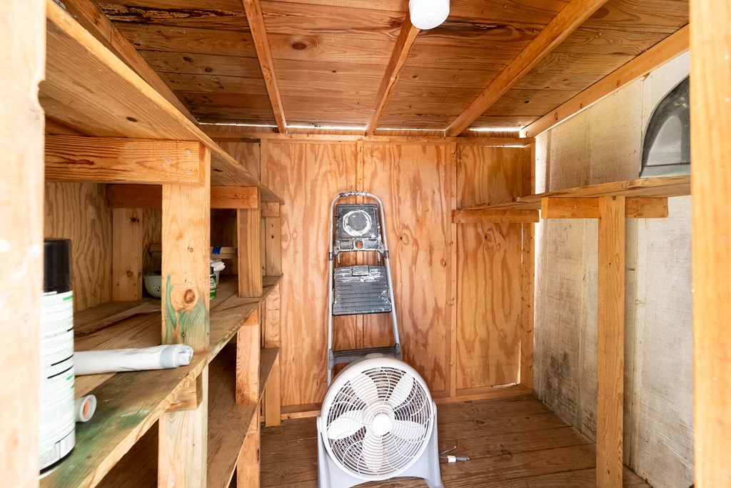 Hiwassee, Virginia 24347, United States, 2 Bedrooms Bedrooms, ,1 BathroomBathrooms,Residential,Active,214231