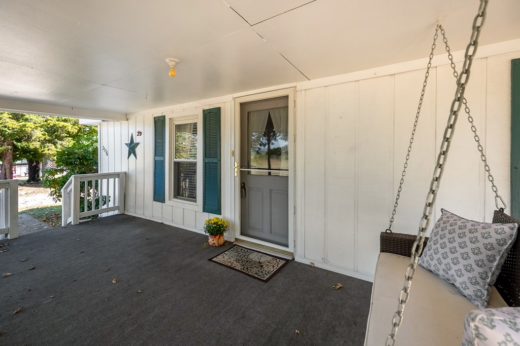 Hiwassee, Virginia 24347, United States, 2 Bedrooms Bedrooms, ,1 BathroomBathrooms,Residential,Active,214231