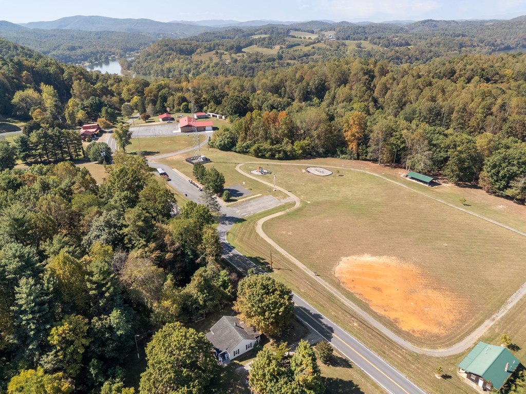 Hiwassee, Virginia 24347, United States, 2 Bedrooms Bedrooms, ,1 BathroomBathrooms,Residential,Active,214231