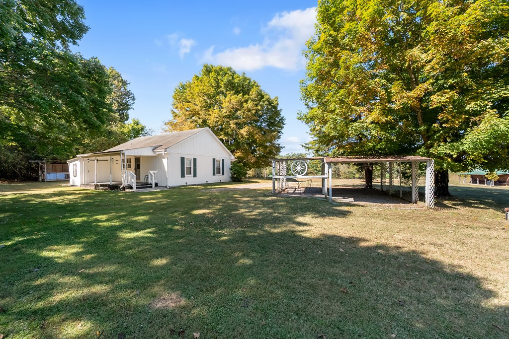 Hiwassee, Virginia 24347, United States, 2 Bedrooms Bedrooms, ,1 BathroomBathrooms,Residential,Active,214231