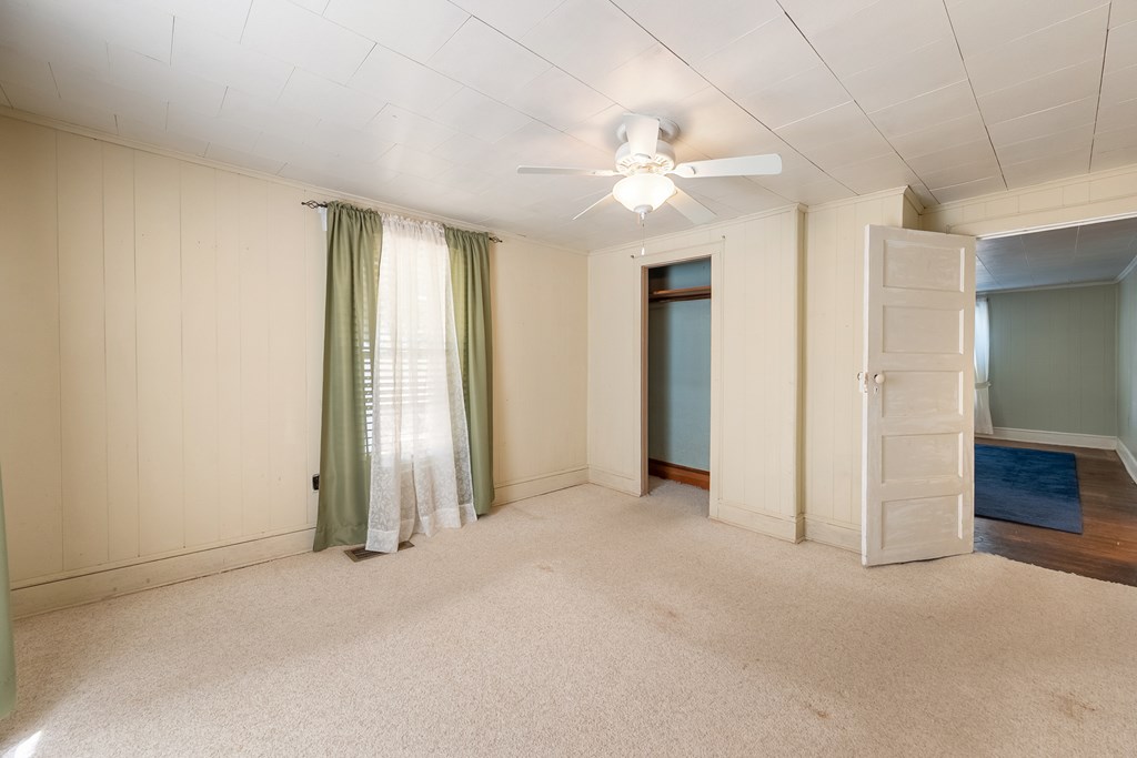 Hiwassee, Virginia 24347, United States, 2 Bedrooms Bedrooms, ,1 BathroomBathrooms,Residential,Active,214231