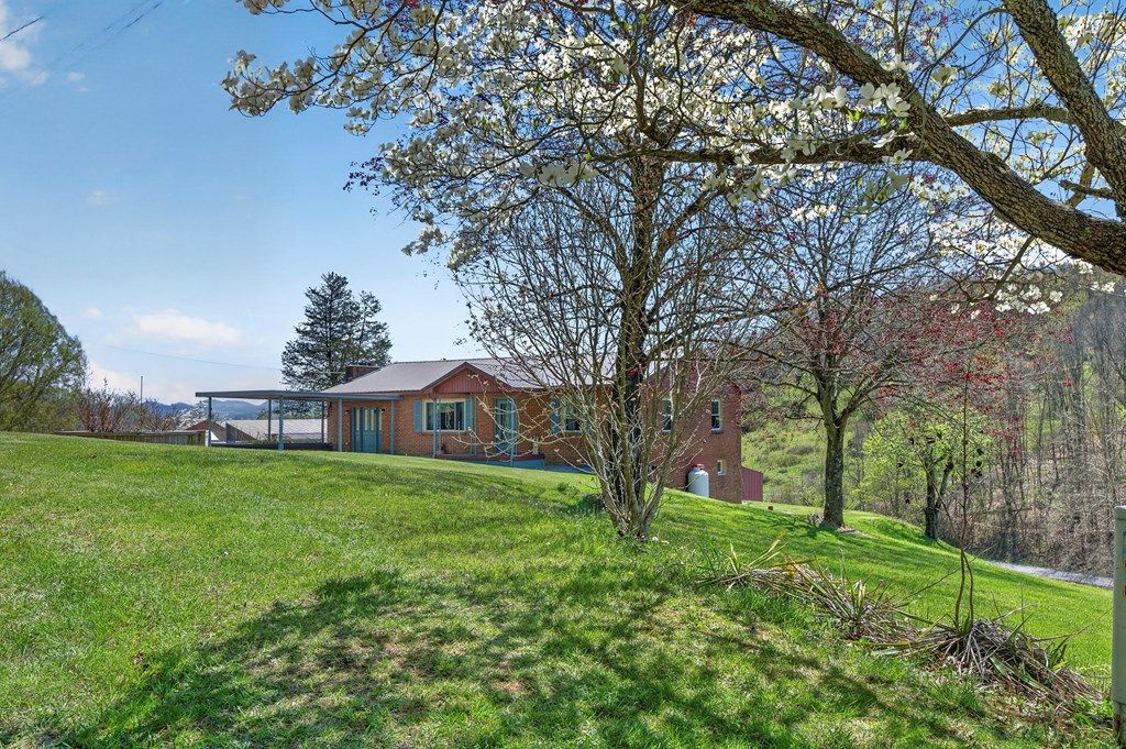 Photo of 1954 High Point Road, Castlewood, VA 24224 (MLS # 109712)