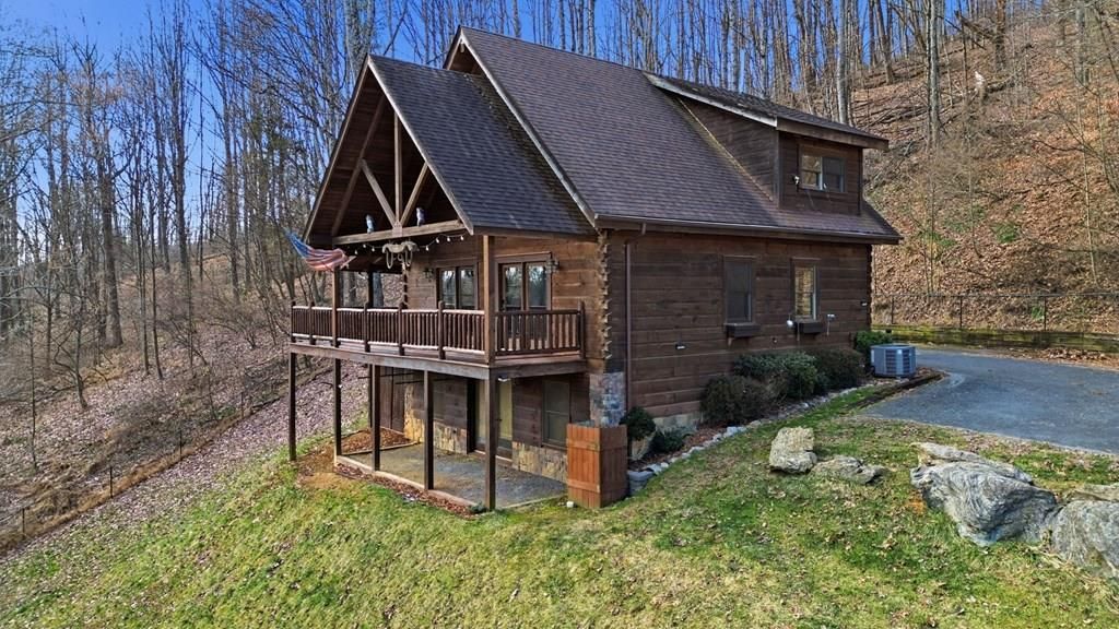 Photo of 24481 Walden Road, Abingdon, VA 24210 (MLS # 104666)