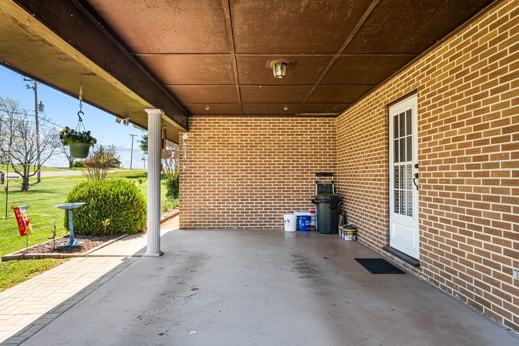 Photo of 477 Sheffey School Rd, Max Meadows, VA 24360 (MLS # 109695)