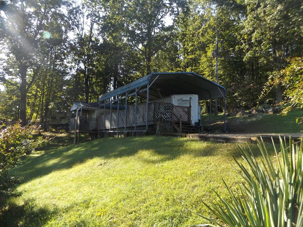 Photo of 4 Starview Ln #6, Galax, VA 24333 (MLS # 103317)