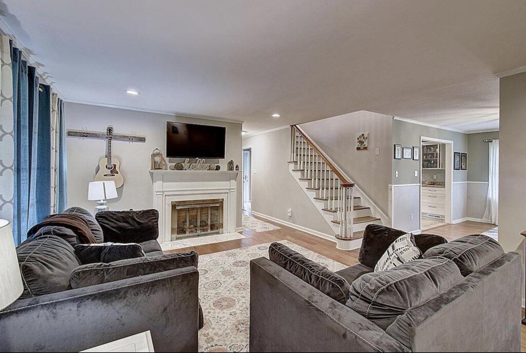Photo of 229 Beaver Rd, Bluff City, TN 37618 (MLS # 111427)