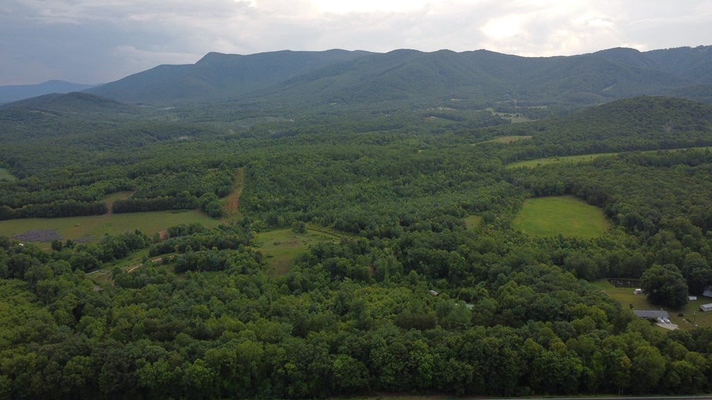 Photo of 344 344 McCraw Rd, Lambsburg, VA 24351 (MLS # 110930)