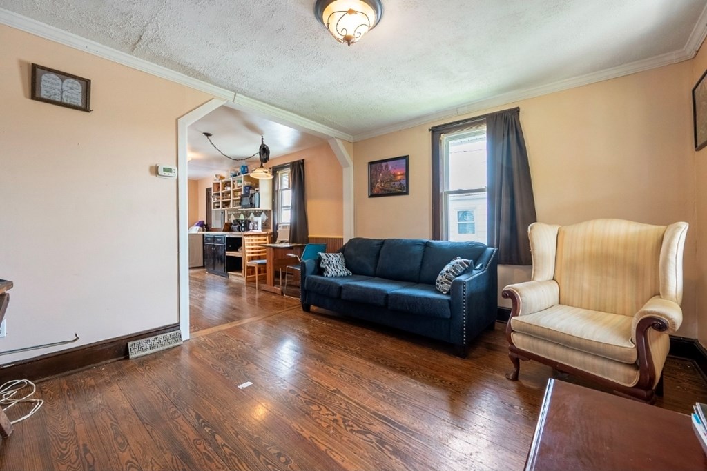 225 West Coyner Avenue