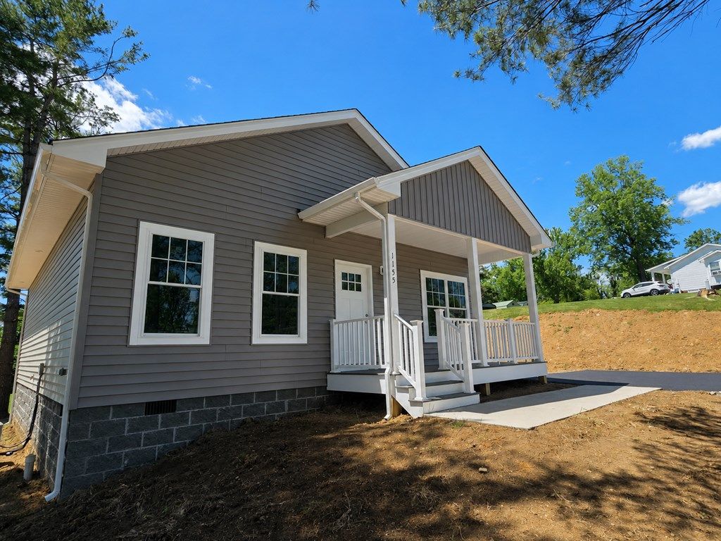 Photo of 1155 Plum Street, Christiansburg, VA 24073 (MLS # 110098)