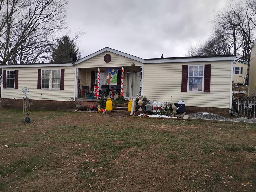 Photo of 251 Piney Mountain Road, Wytheville, VA 24382 (MLS # 104389)