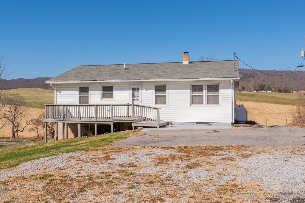 Wytheville, Virginia 24382, United States, 3 Bedrooms Bedrooms, ,2 BathroomsBathrooms,Residential,Active,245036