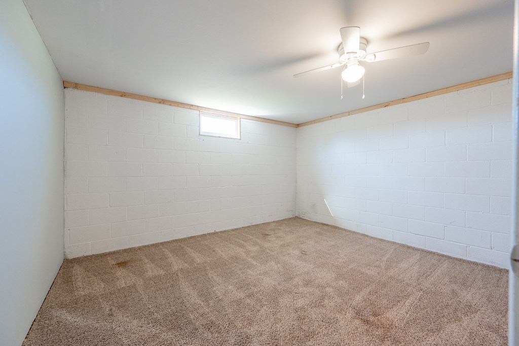 Wytheville, Virginia 24382, United States, 3 Bedrooms Bedrooms, ,2 BathroomsBathrooms,Residential,Active,245036