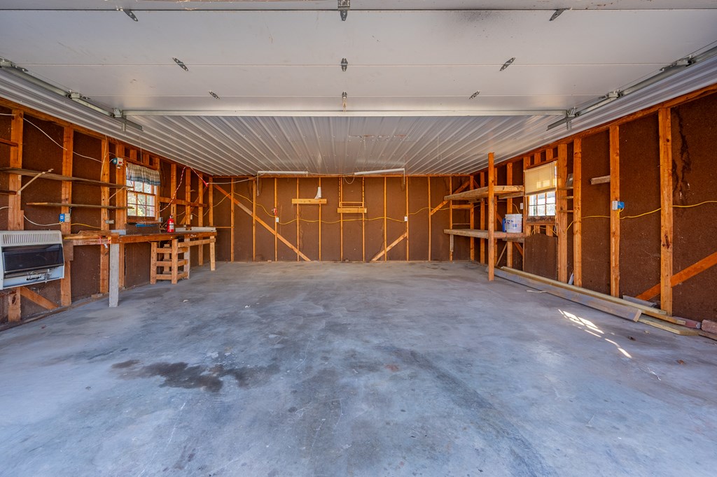 Wytheville, Virginia 24382, United States, 3 Bedrooms Bedrooms, ,2 BathroomsBathrooms,Residential,Active,245036